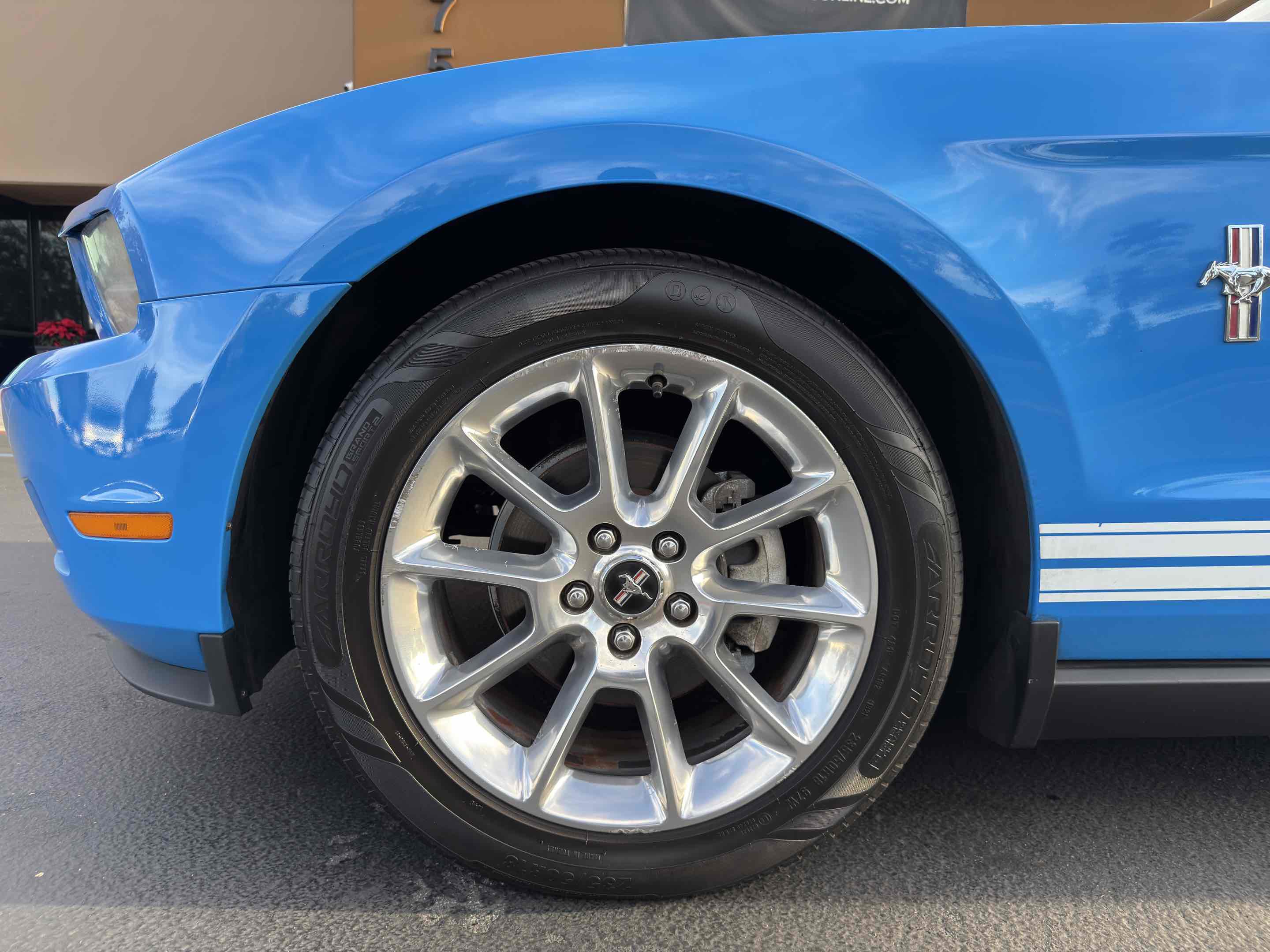 Used 2010 Ford Mustang Premium image 16