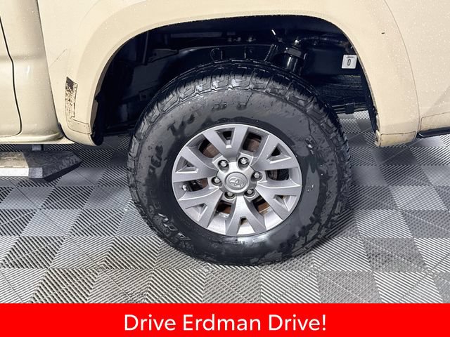 Certified 2019 Toyota Tacoma SR5 RWD image 4