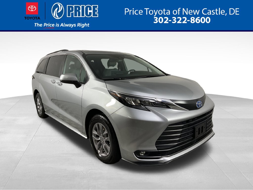 Certified 2025 Toyota Sienna XLE