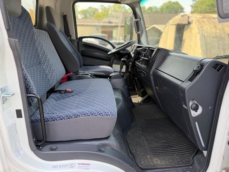 Used 2023 Chevrolet Low Cab Forward 5500XD RWD image 31