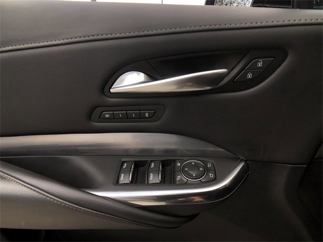 Certified 2024 Cadillac XT4 Premium Luxury image 3