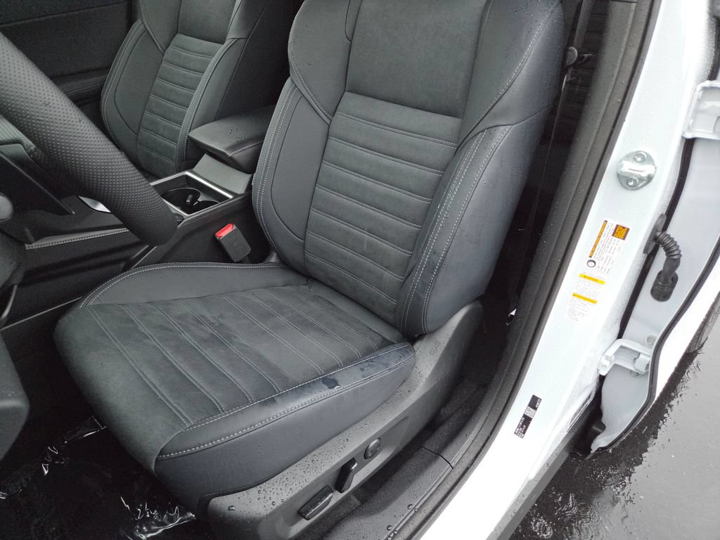 New 2026 Nissan Rogue SL AWD/4WD image 23