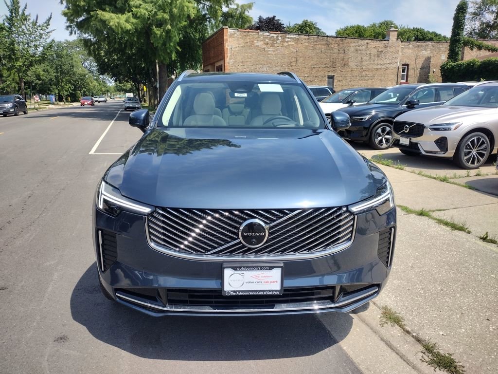 New 2026 Volvo XC90 B5 Ultra w/ Protection Package image 5