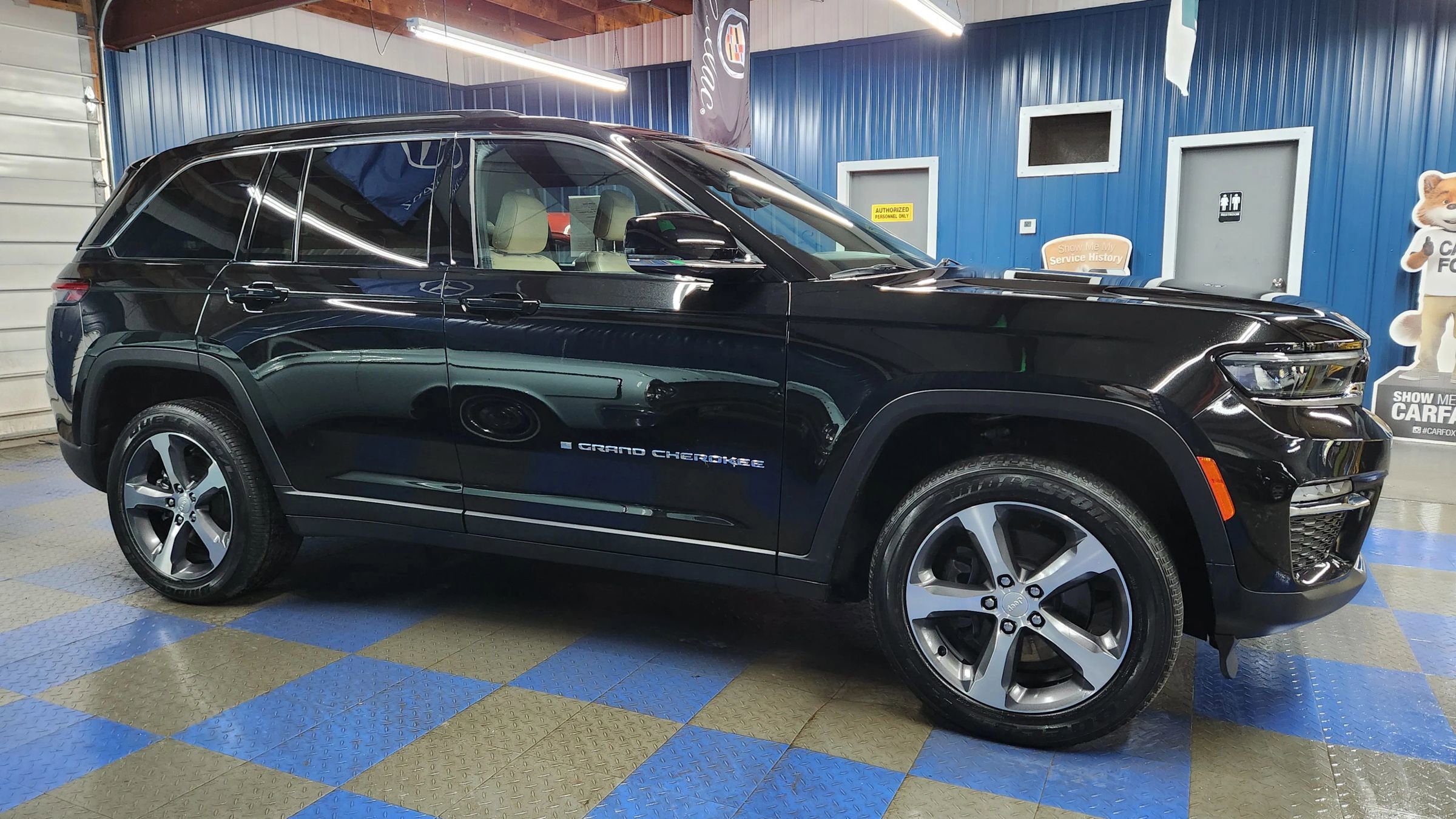 Used 2022 Jeep Grand Cherokee Limited 4xe image 84