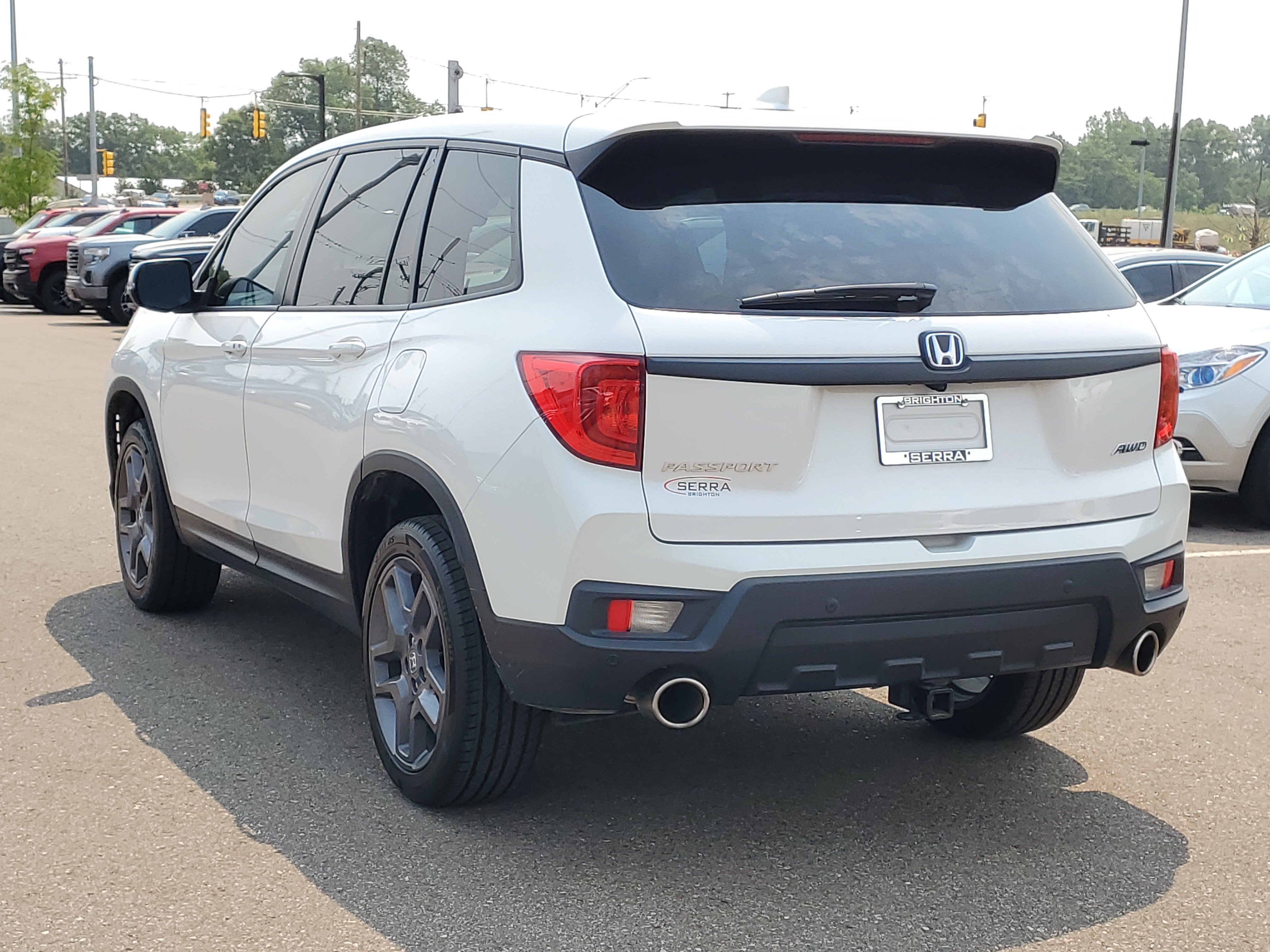 Certified 2023 Honda Passport EX-L image 2