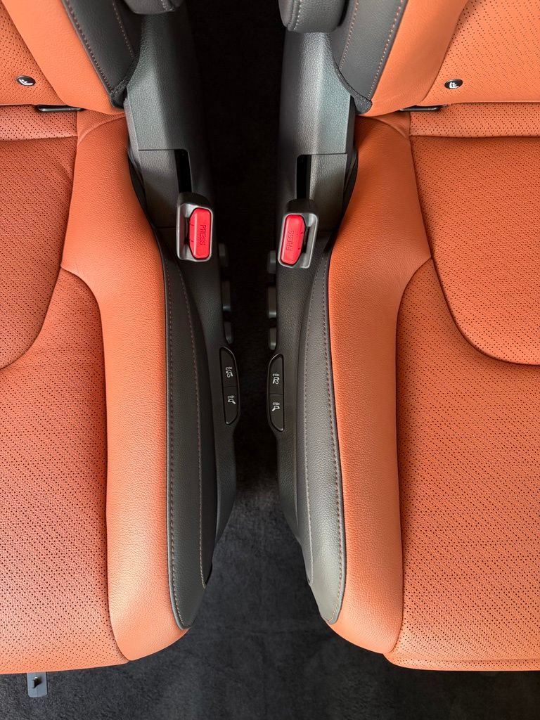 New 2026 Kia Carnival SX Prestige FWD image 34