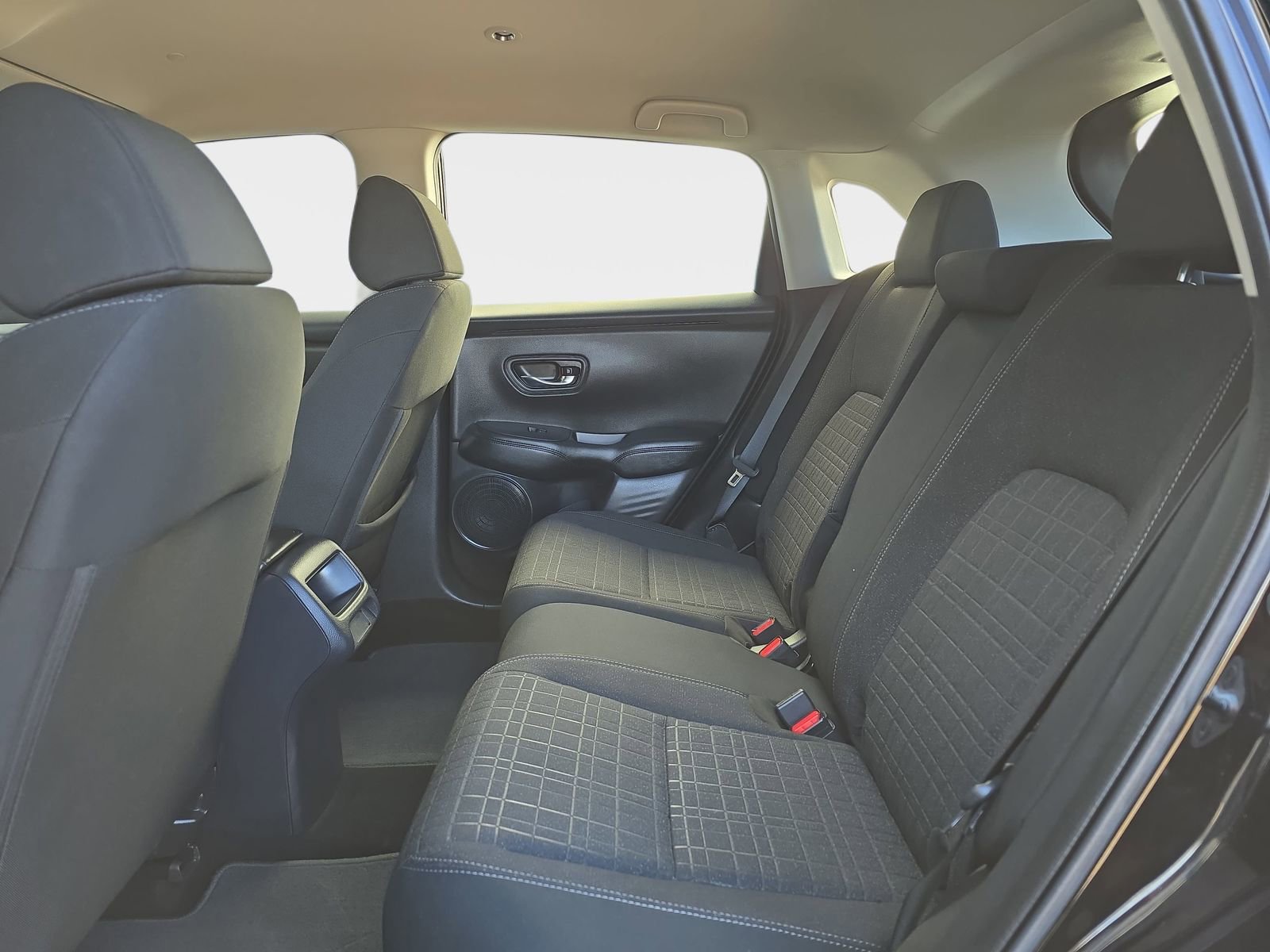 Certified 2023 Honda HR-V LX image 16