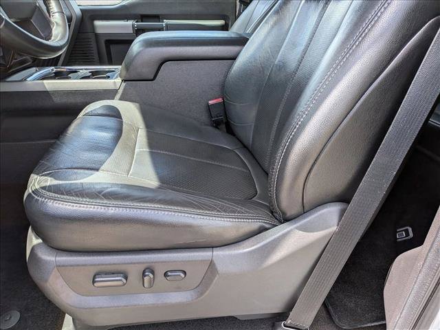 Used 2013 Ford F250 Lariat w/ Lariat Ultimate Pkg AWD/4WD image 17
