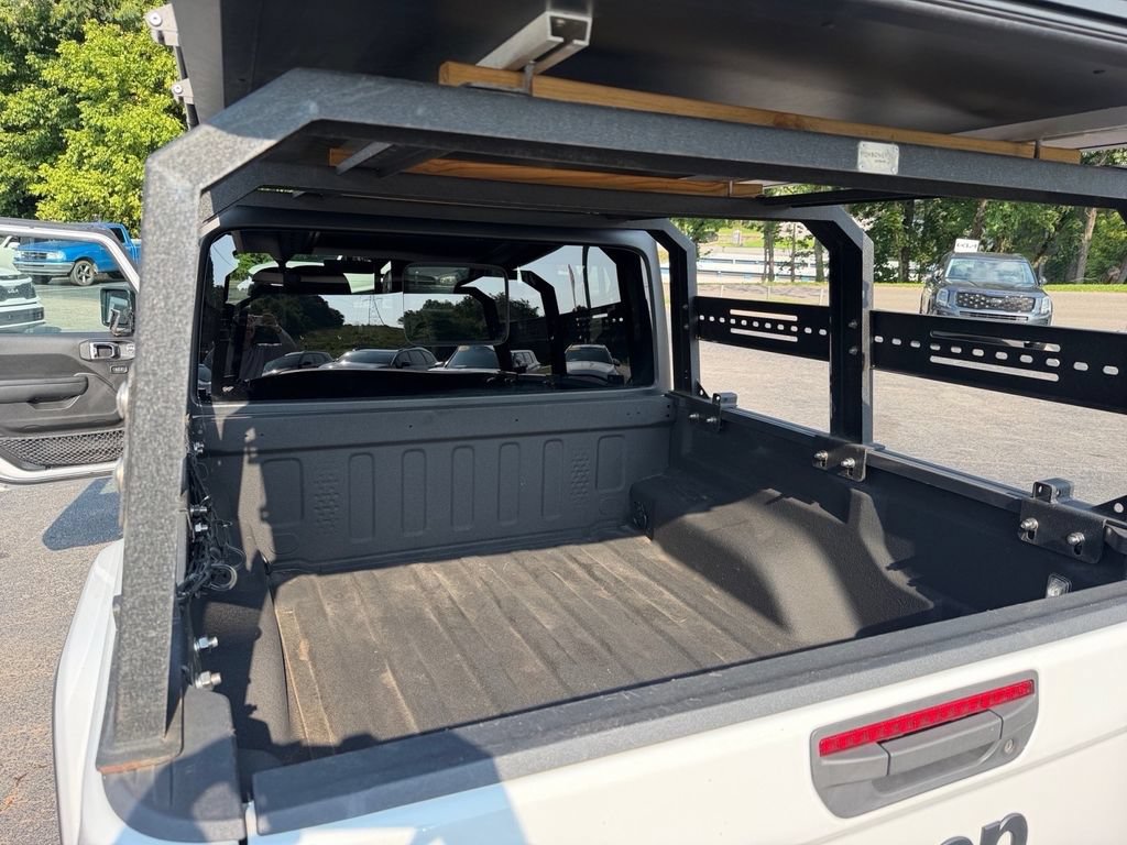 Used 2022 Jeep Gladiator Sport AWD/4WD image 11