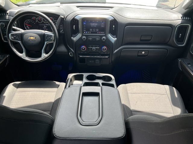 Used 2022 Chevrolet Silverado 1500 LT AWD/4WD image 26