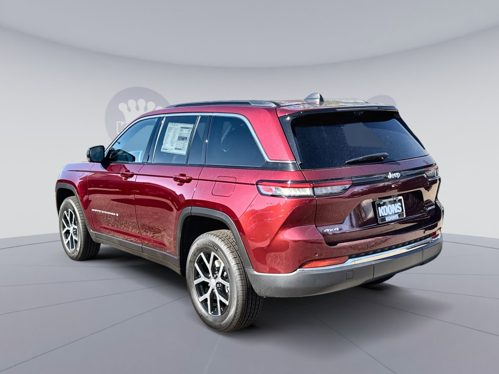 New 2025 Jeep Grand Cherokee Limited w/ Luxury Tech Group II image 4