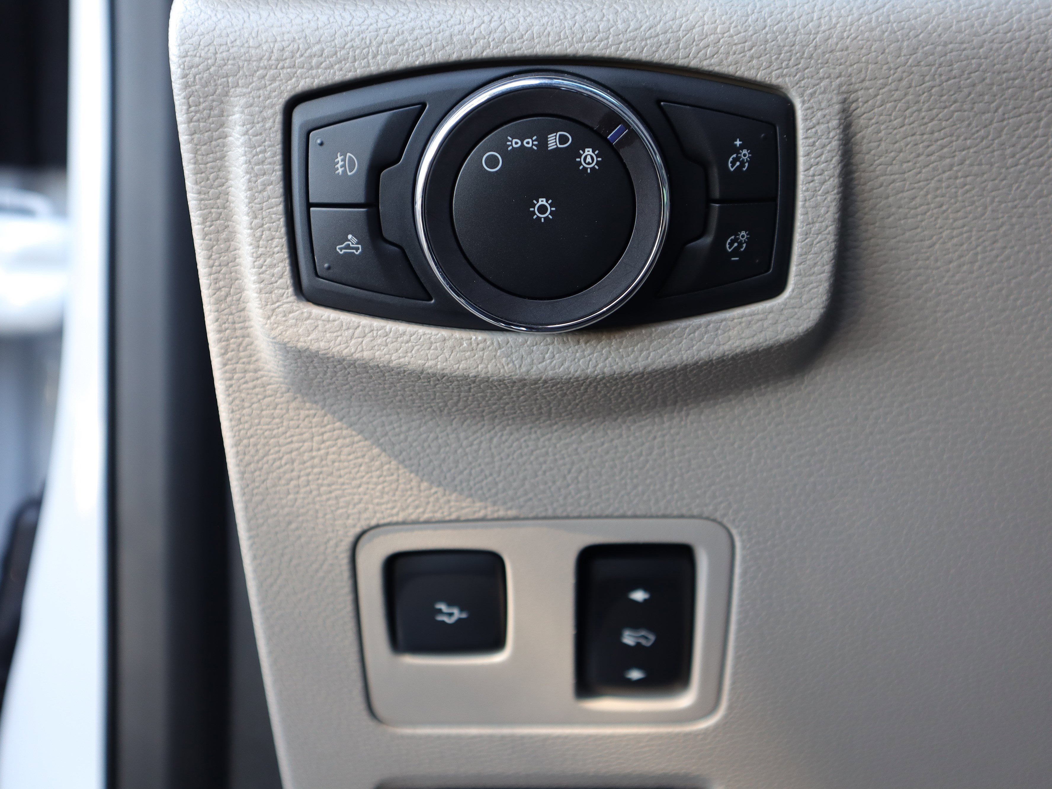 Used 2019 Ford F450 Limited image 25