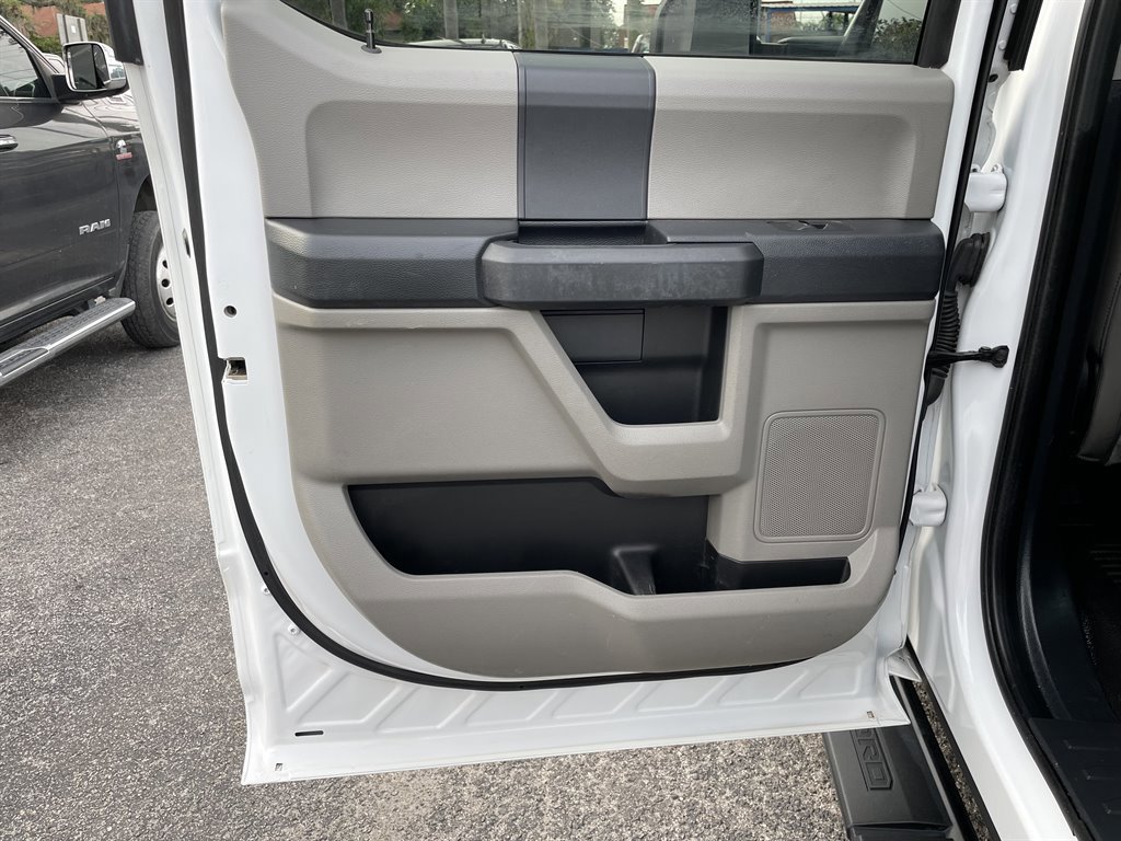 Used 2022 Ford F350 XL w/ Power Equipment Group image 36