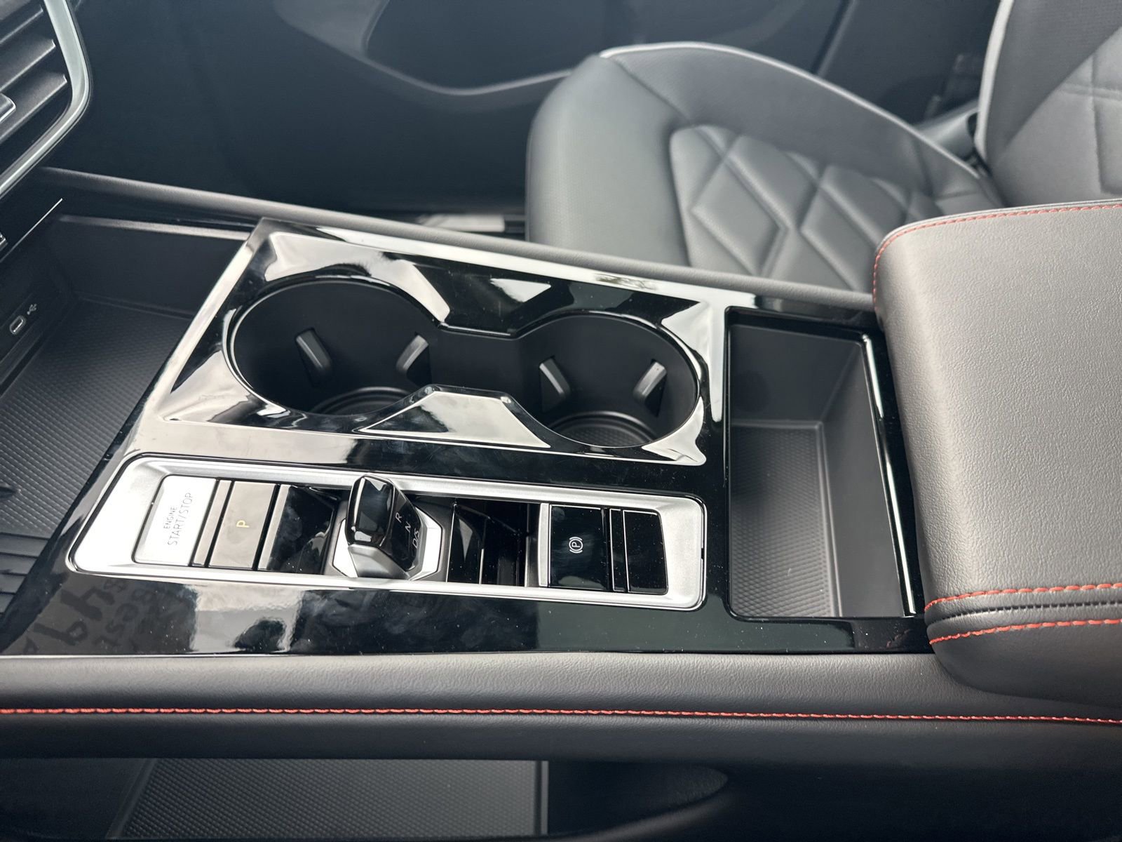 New 2026 Volkswagen Atlas Peak Edition image 27