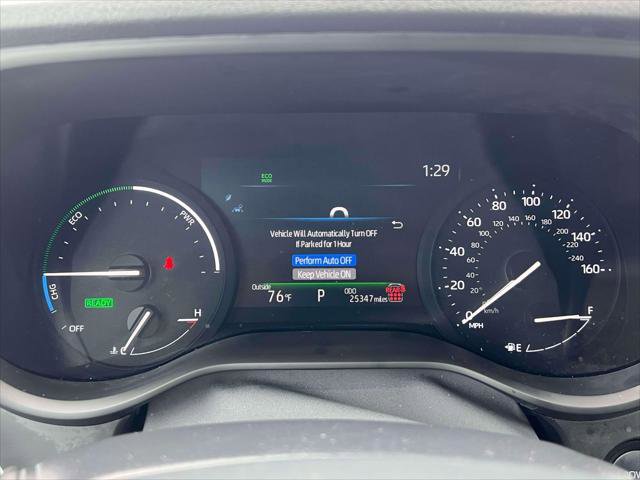 Certified 2025 Toyota Sienna LE image 29