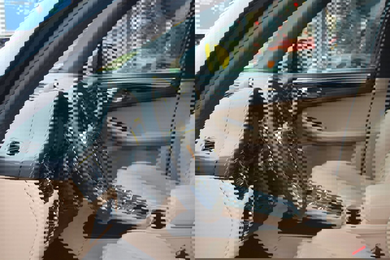 Used 2019 Porsche Macan image 19