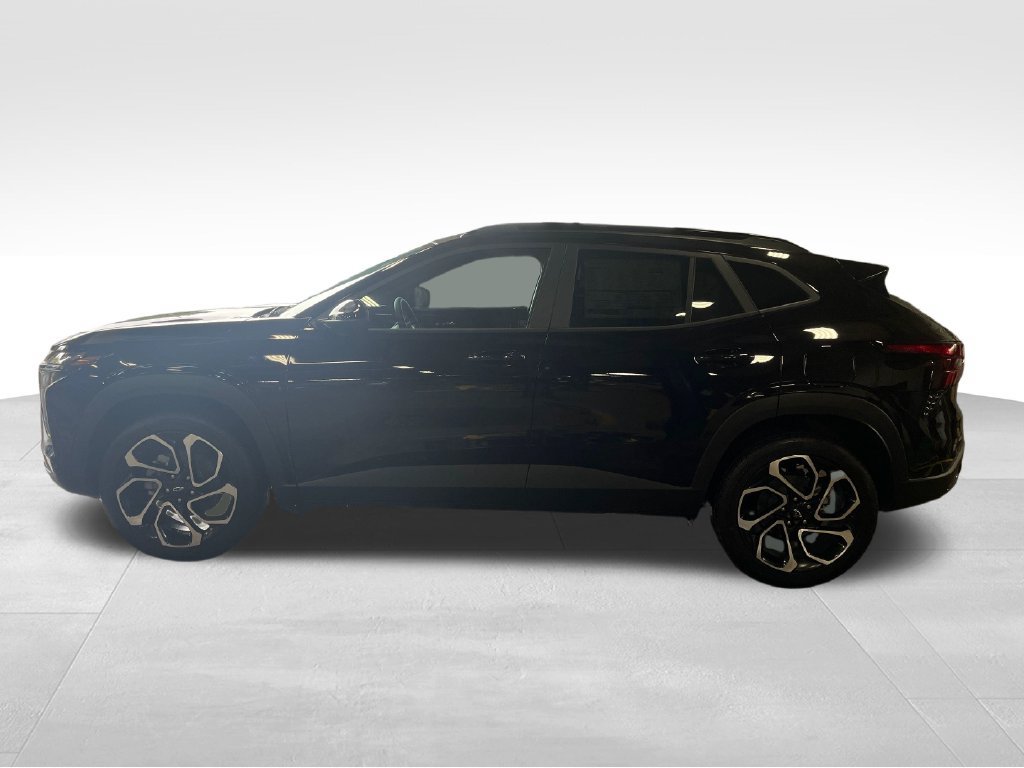 New 2026 Chevrolet Trax RS w/ Driver Confidence Package FWD image 2