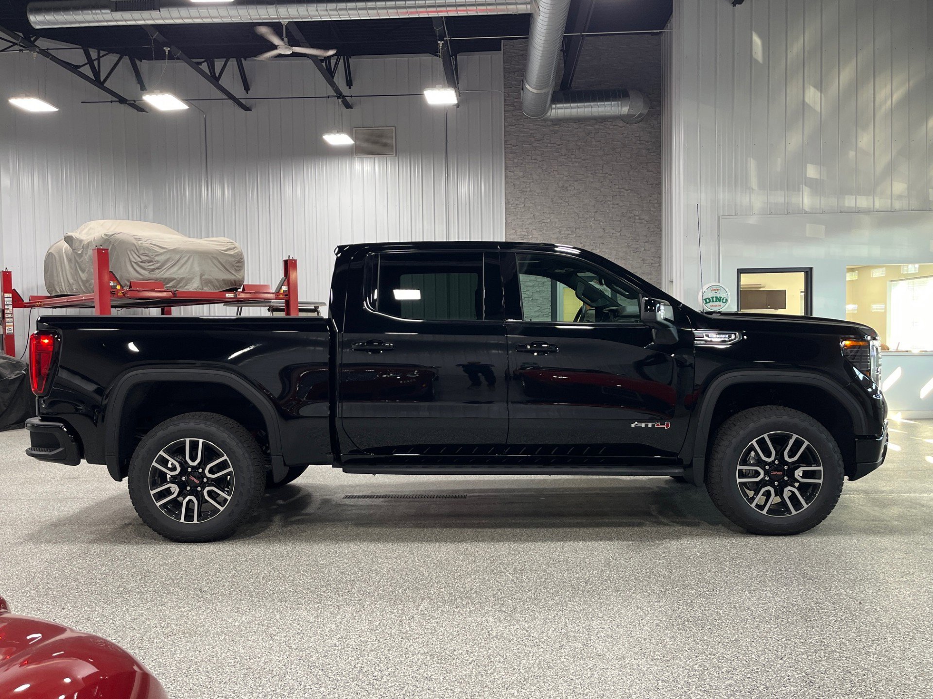 New 2026 GMC Sierra 1500 AT4 w/ AT4 Premium Package image 6