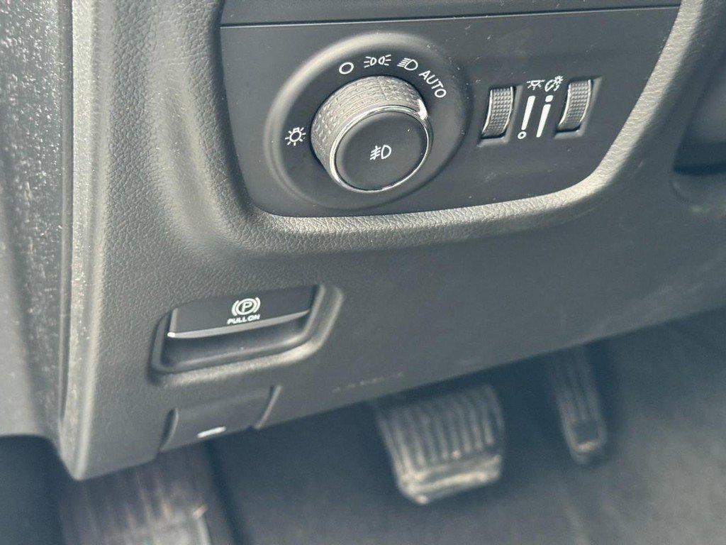 Used 2022 Jeep Grand Cherokee L Overland image 20