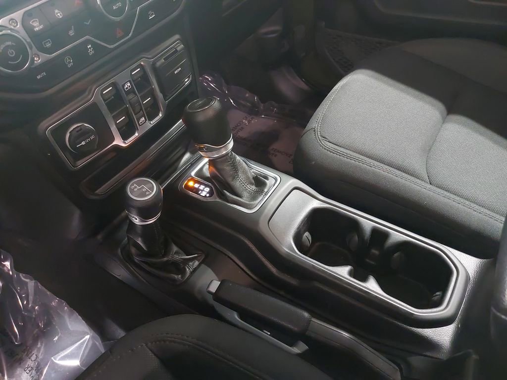 Used 2022 Jeep Gladiator Sport image 25