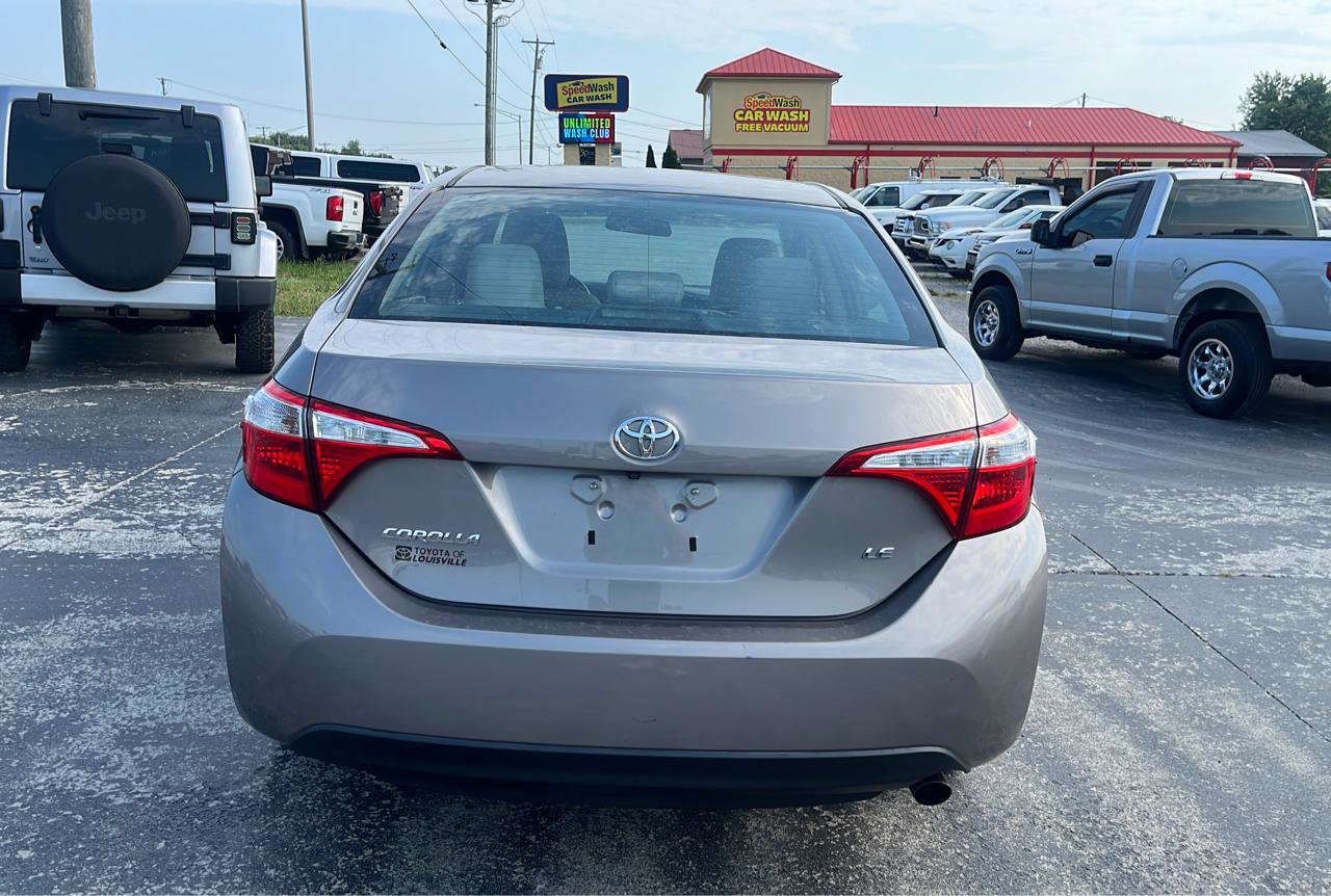Used 2016 Toyota Corolla LE FWD image 4
