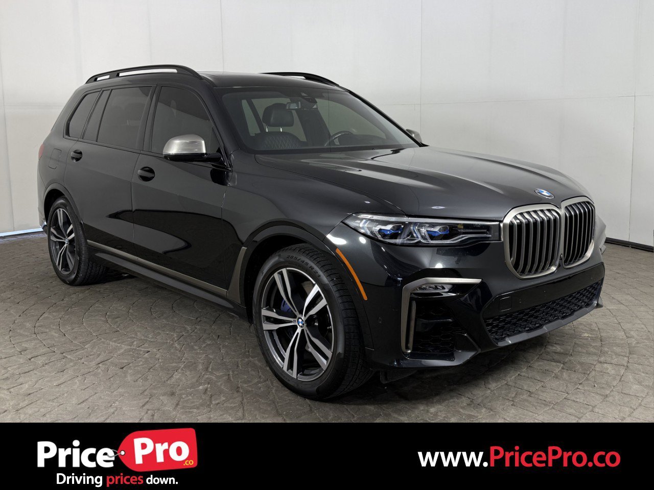 Used 2022 BMW X7 M50i w/ Cold Weather Package AWD/4WD image 1
