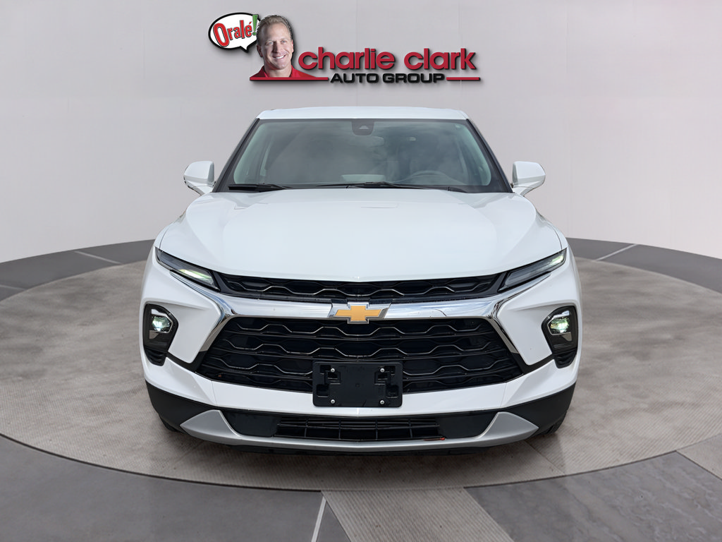 Used 2025 Chevrolet Blazer LT AWD/4WD image 8