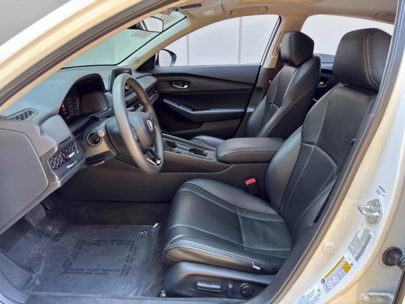 Used 2023 Honda Accord EX image 16