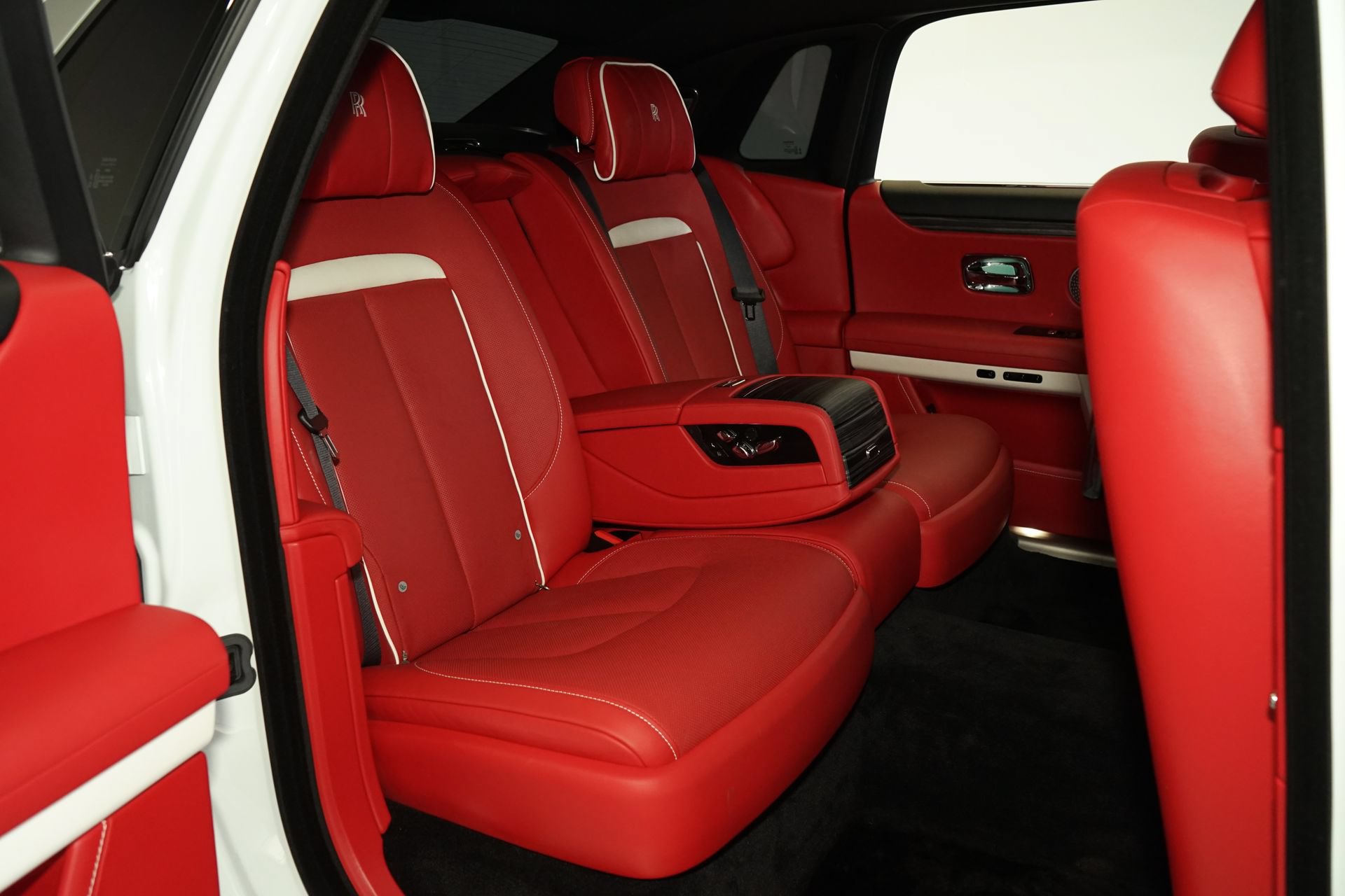 Used 2022 Rolls-Royce Ghost Extended Wheelbase AWD/4WD image 27