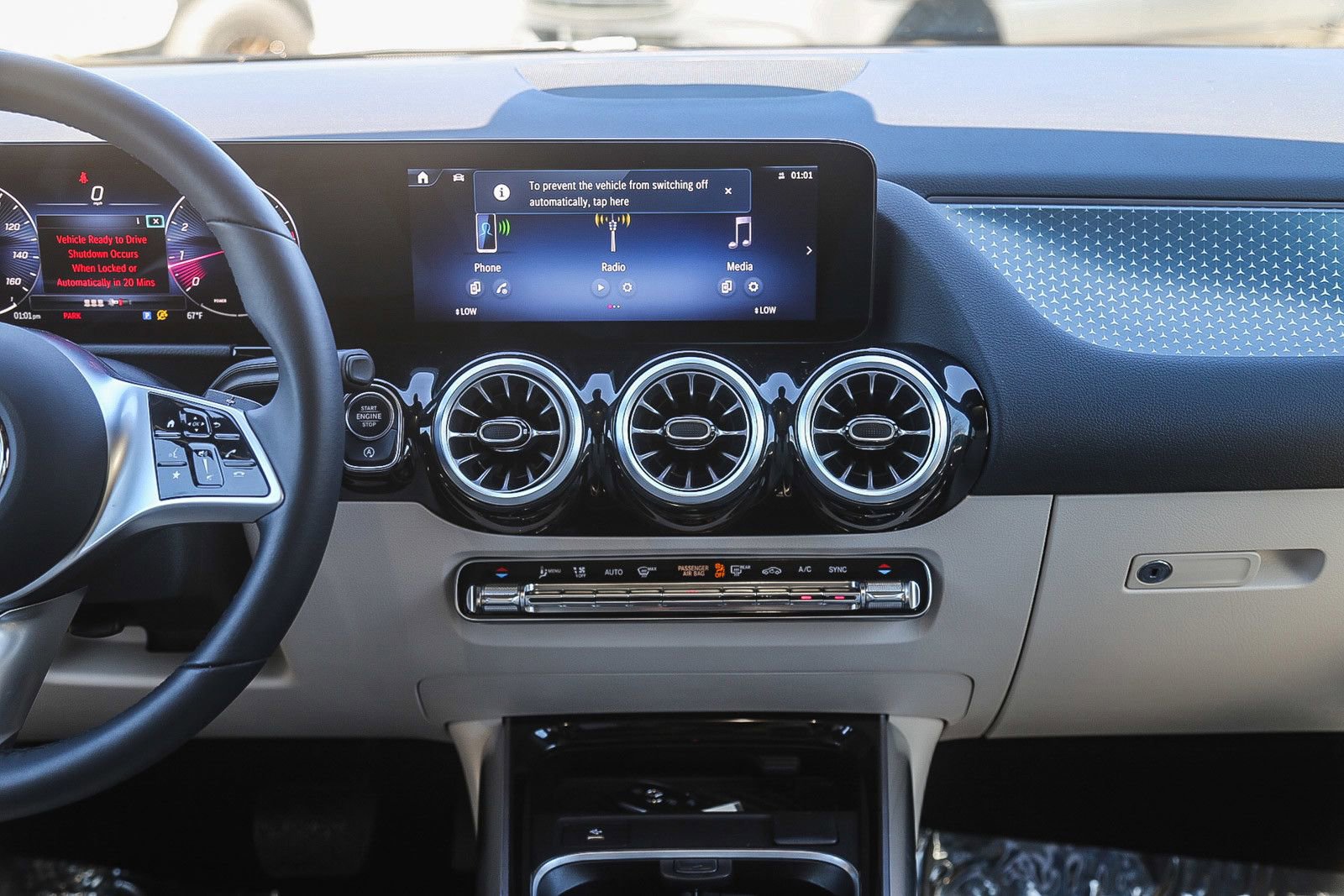 Certified 2025 Mercedes-Benz GLA 250 4MATIC image 11