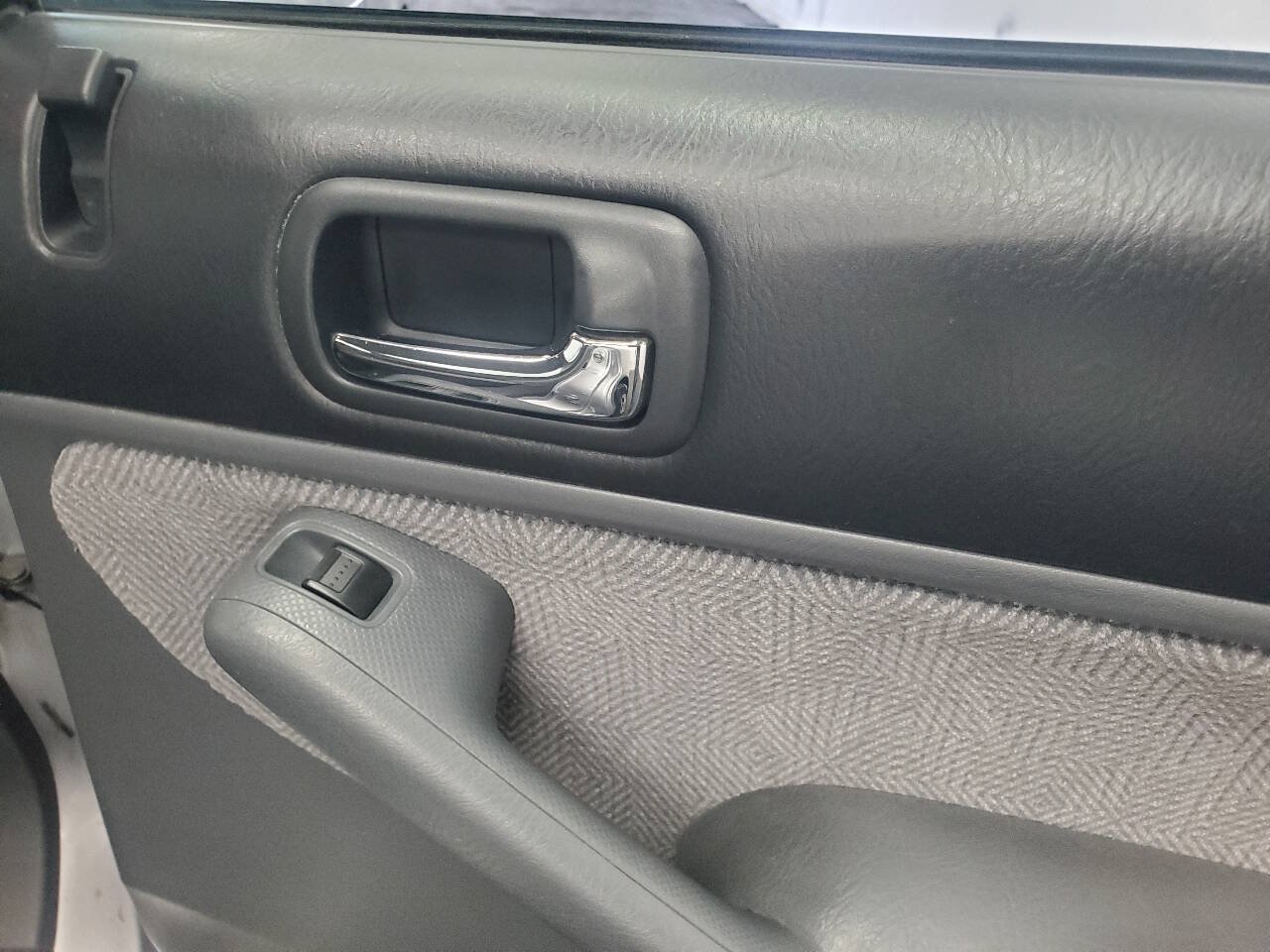 Used 2002 Honda Civic LX image 18