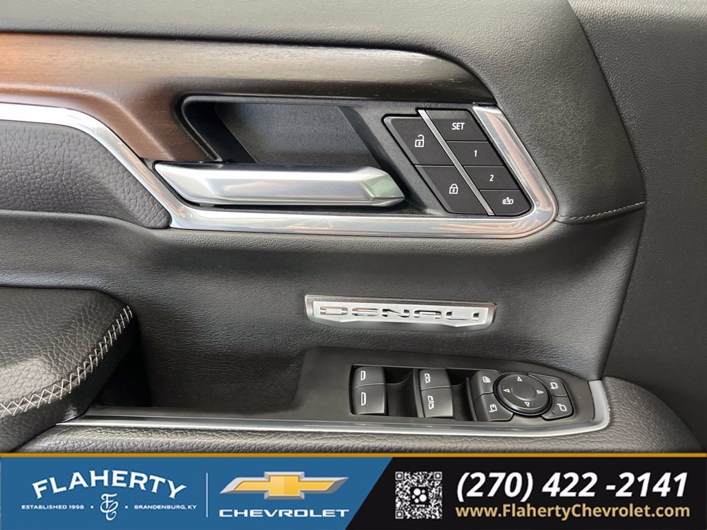 Used 2025 GMC Sierra 1500 Denali w/ Denali Reserve Package AWD/4WD image 21