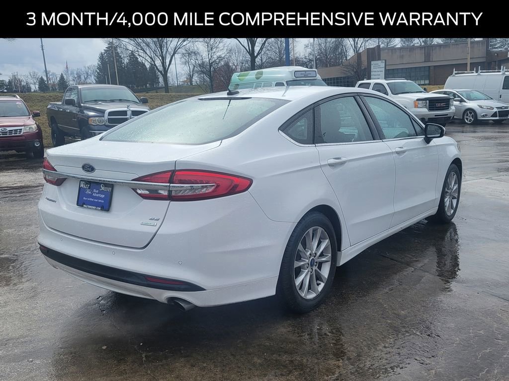 Certified 2017 Ford Fusion SE w/ Fusion SE Technology Package image 4
