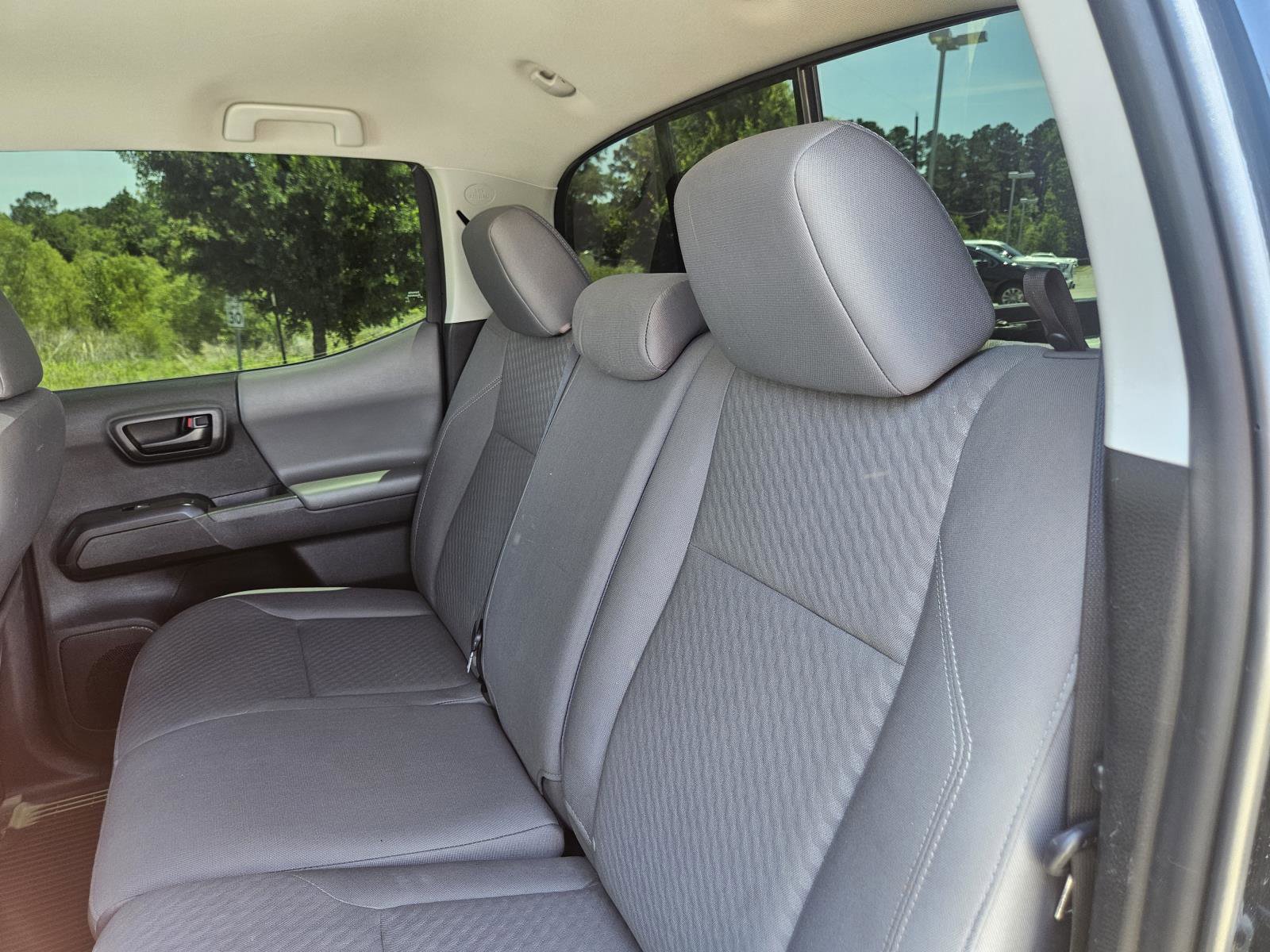 Used 2023 Toyota Tacoma SR AWD/4WD image 29