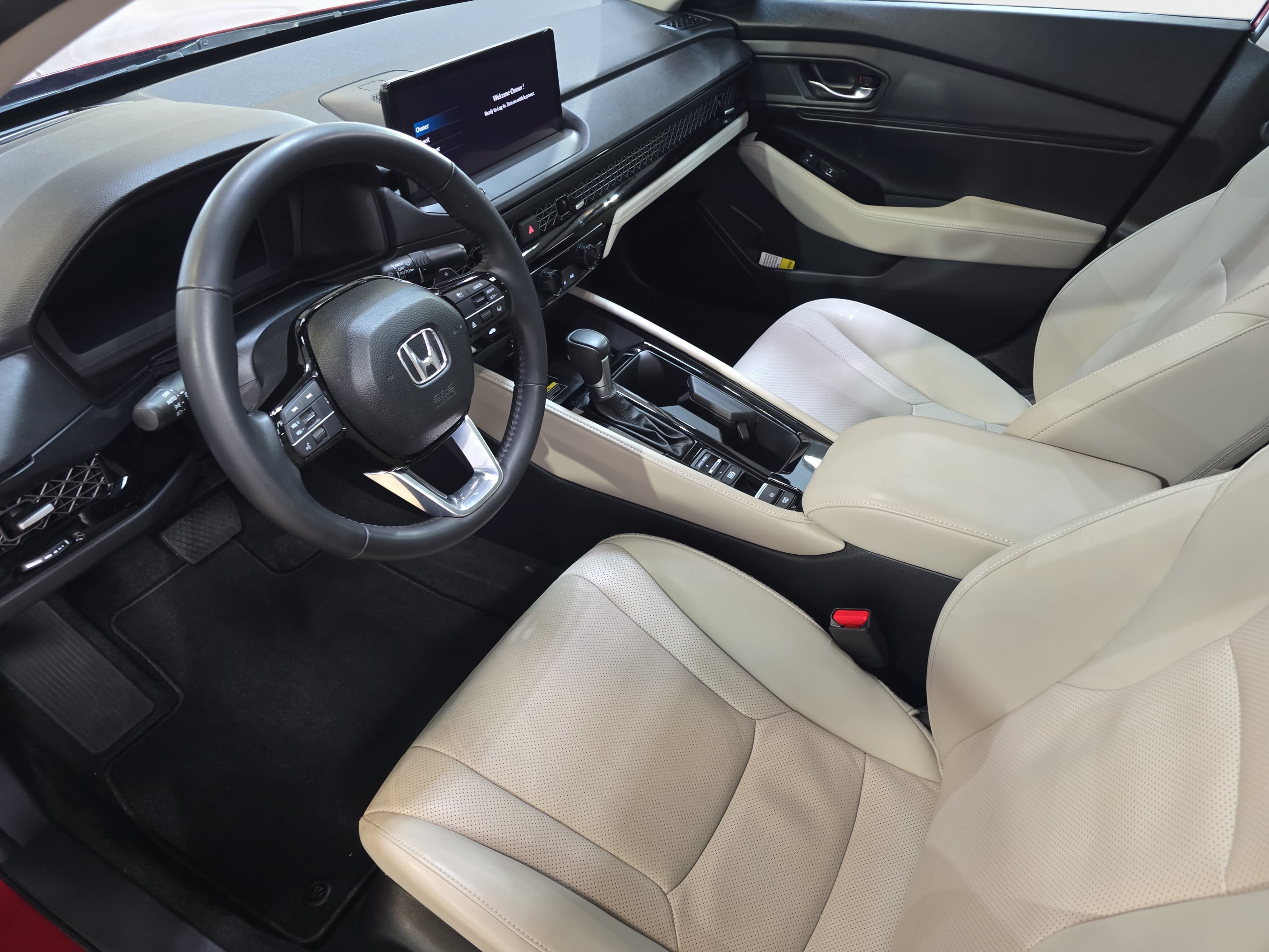 Certified 2023 Honda Accord Touring image 13