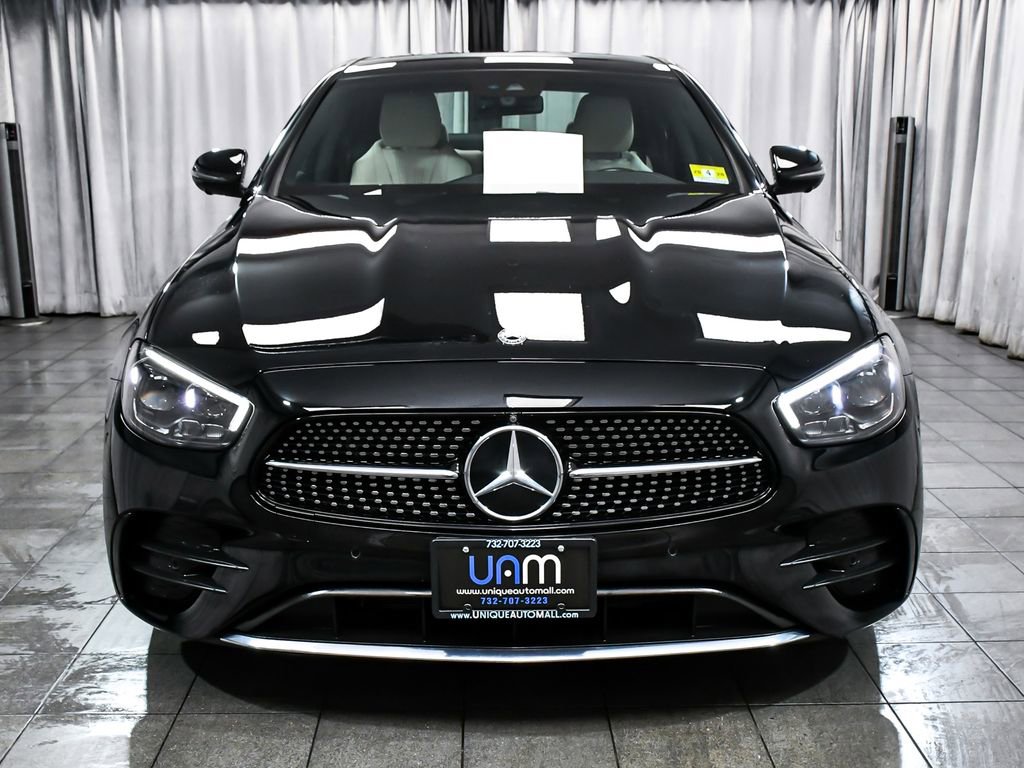 Used 2021 Mercedes-Benz E 350 4MATIC Sedan image 2