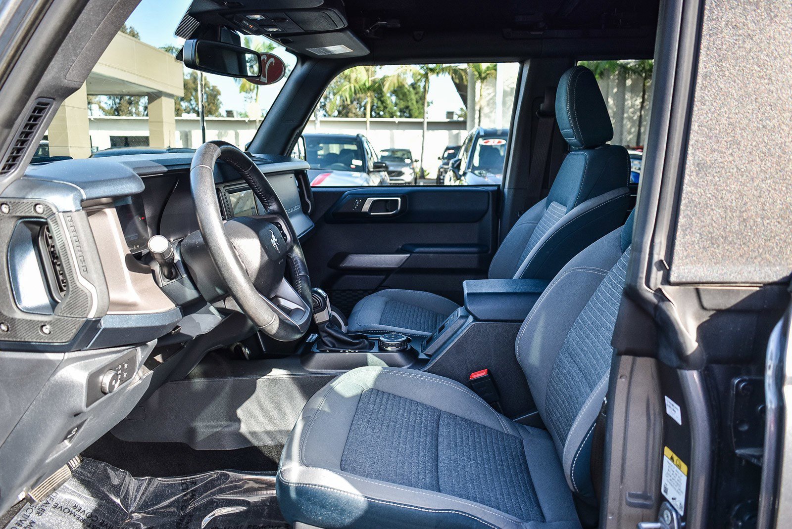 Used 2022 Ford Bronco Outer Banks image 16