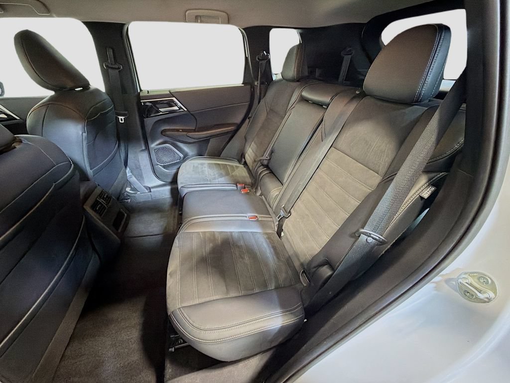 Used 2024 Mitsubishi Outlander SE AWD/4WD image 22