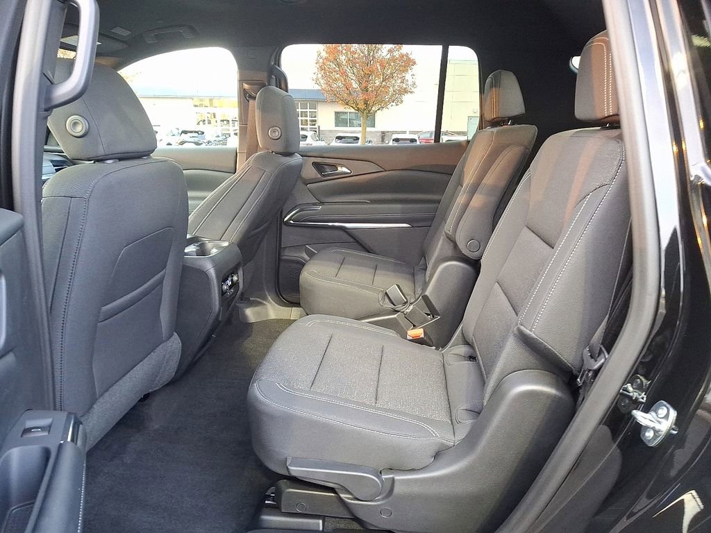 New 2026 Chevrolet Traverse LT image 5