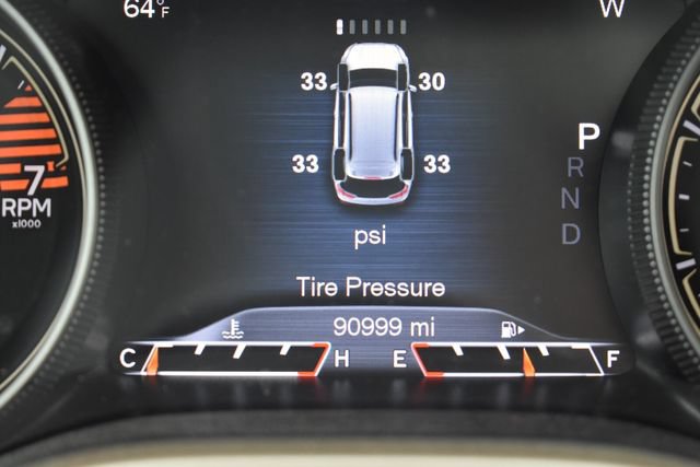 Used 2018 Jeep Cherokee Limited w/ High Altitude Package FWD image 16