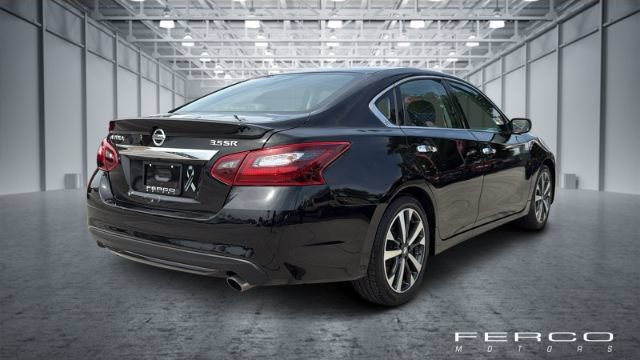 Used 2017 Nissan Altima 3.5 SR FWD image 5