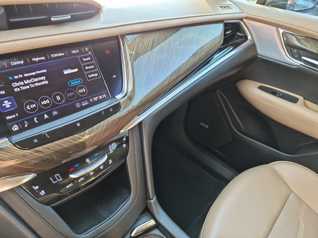 Used 2020 Cadillac XT6 Premium Luxury w/ Platinum Package FWD image 19