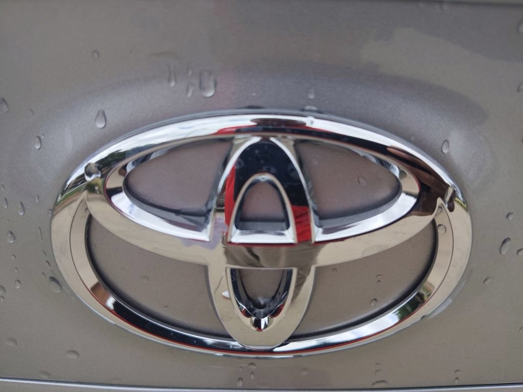 Used 2024 Toyota Camry SE FWD image 18