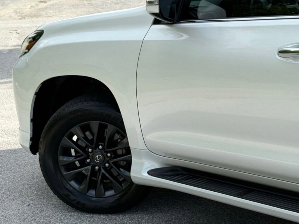 Certified 2023 Lexus GX 460 Premium AWD/4WD image 8