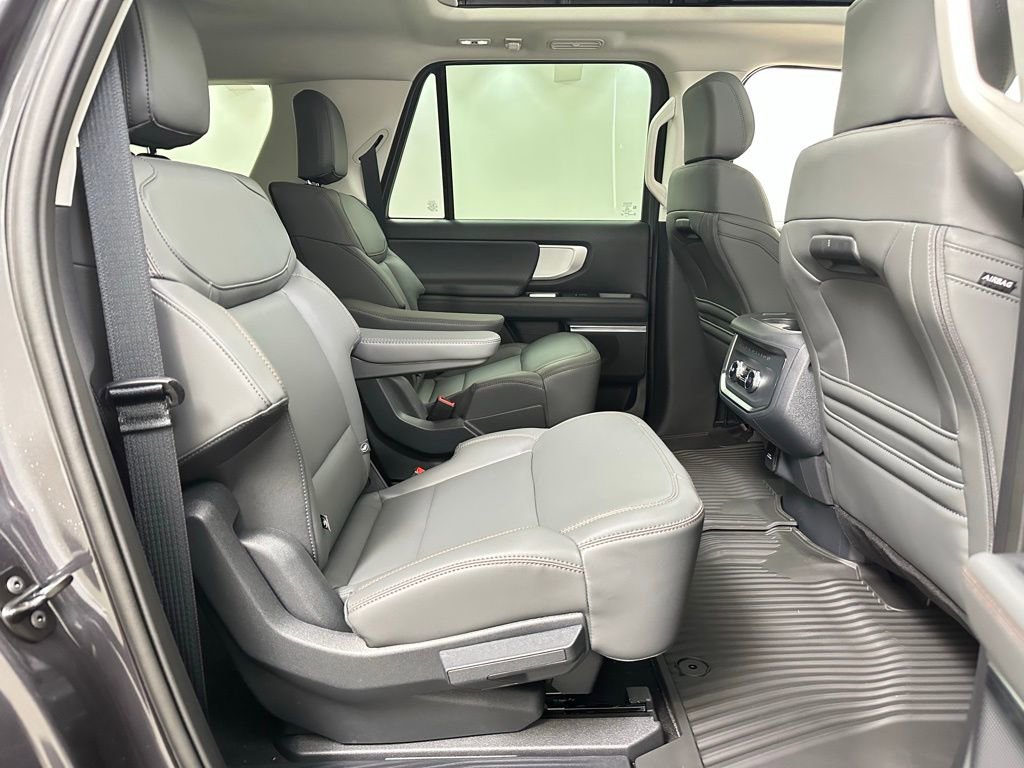 New 2025 Ford Expedition Max Active RWD image 19