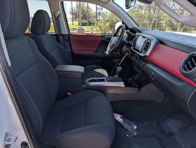 Used 2022 Toyota Tacoma SR5 image 30