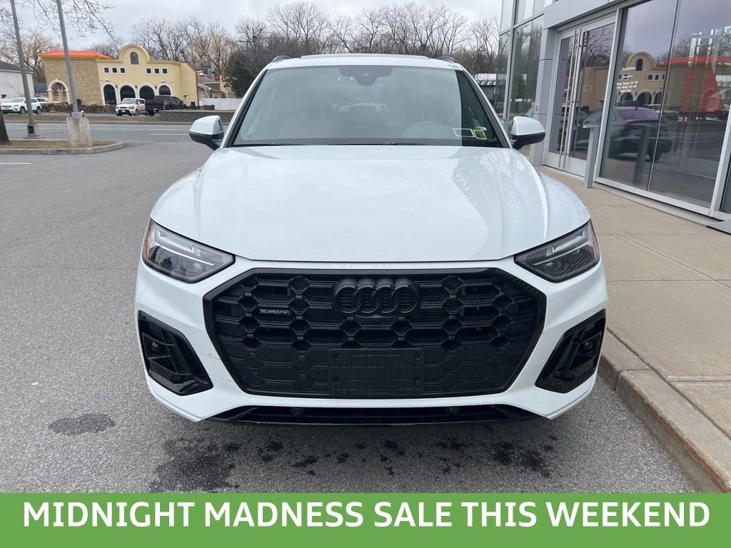 Used 2024 Audi Q5 e Premium Plus w/ Premium Plus Package image 42