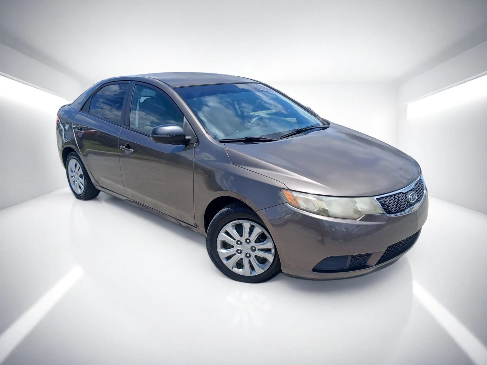 Used 2013 Kia Forte EX FWD image 1