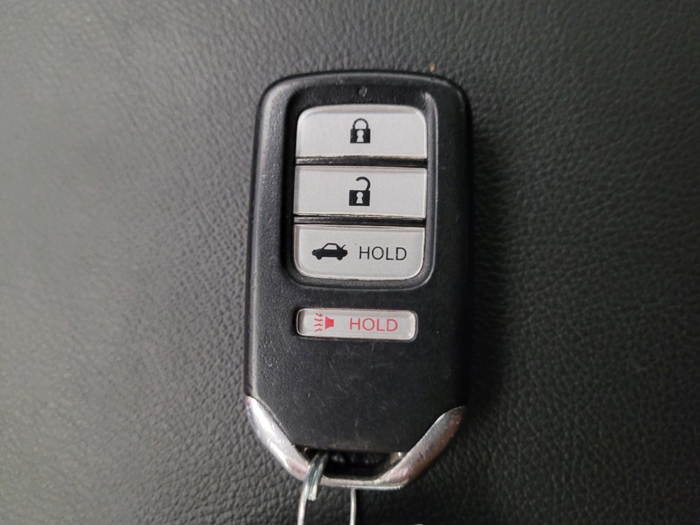 Used 2019 Honda Accord LX image 32