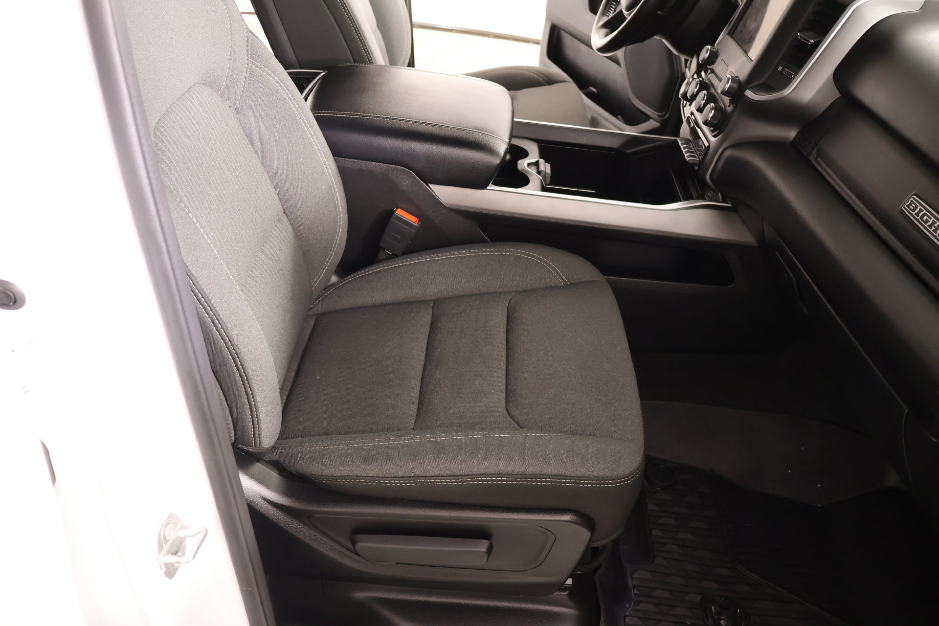 Used 2021 RAM 1500 Big Horn AWD/4WD image 13